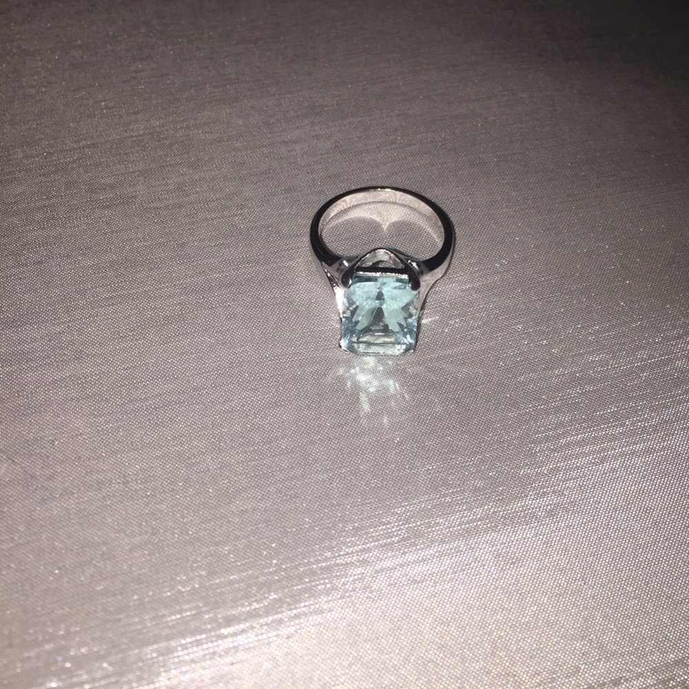 😇BLUE AND SILVER VINTAGE STATEMENT RING😇
